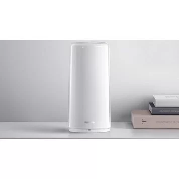 xiaomi-predstavila-umnyj-svetilnik-philips-zhirui-bedside-lamp-on-svetitsya-lyubymi-tsvetami-702x390