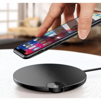 besprovodnoe-zaryadnoe-ustroystvo-baseus-led-wireless-charger-wxsx-01-chernyy-5-600x600