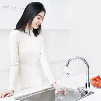 Насадка на кухонный смеситель Xiaomi Automatic Sense Infrared Induction Water Saving Device 2